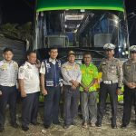 Sat Lantas Polres Sintang Lakukan Ramp Check Bus Calon Jamaah Haji Sintang