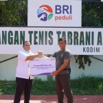 Dandim 1208/Sambas Serah Terima Lapangan Tenis Tabrani Ahmad Dari Bank BRI