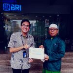 Komitmen BRI Kramat Jati Salurkan CSR Hewan Qurban ke Masjid Al-Amin