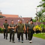 Danrem 121/Abw Brigjen TNI Luqman Arief, S.IP.,M.IP Jalan Santai Bersama Anggota