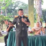 Kunjungi Prajurit dan Persit Kompi Senapan B Yonif 642 Kapuas Ini Pesan Danrem 121 Alambhana Wanawwai
