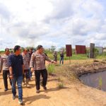 Kunjungan Kerja Kapolres Sintang, Susur Perbatasan dengan Kendaraan Roda Dua