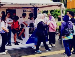BRI RO Jakarta 2 Kenalkan Transaksi QRIS melalui BRImo di Car Free Day