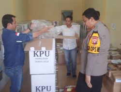 Pastikan Keamanan Logistik Jelang Tahapan Pemungutan Suara, Kapolres Sintang Cek Gudang Logistik