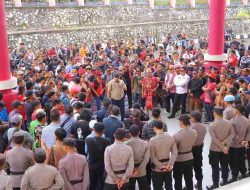 Polres Sintang Siagakan Personel Gabungan TNI-Polri, Amankan Aksi Damai Warg