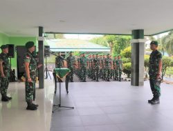 Dandim Sintang Pimpin Acara Korps Raport Pindah Satuan Perwira