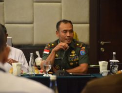 Danrem 121/Abw Hadiri Rapat Antisipasi Nataru, Pengendalian Inflasi dan Persiapan Pelantikan Kepala Daerah