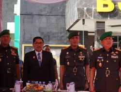 Danrem 121/Abw Brigjen TNI Purnomosidi Hadiri Sertijab Danrem 102/Pjg