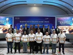 Kantor Pertanahan Kabupaten Sintang meraih Piagam Penghargaan sebagai Kantor Pertanahan dengan PBT PTSL Terbaik Tahun 2024