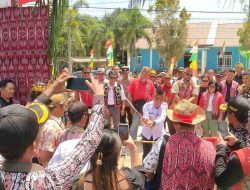 Gawai Dayak Desa Merti Guna Yang Ke-3 Dibuka Oleh Asisten 1 Setda Sintang
