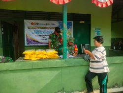 Kodim Sintang Bantu Pemerintah Stabilkan Harga Beras Melalui Penyaluran Beras SPHP