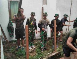 Satgas TMMD Ke-126 Kodim 1207/Pontianak Pasang Rangka Tandon Air untuk Mendukung Akses Air Bersih